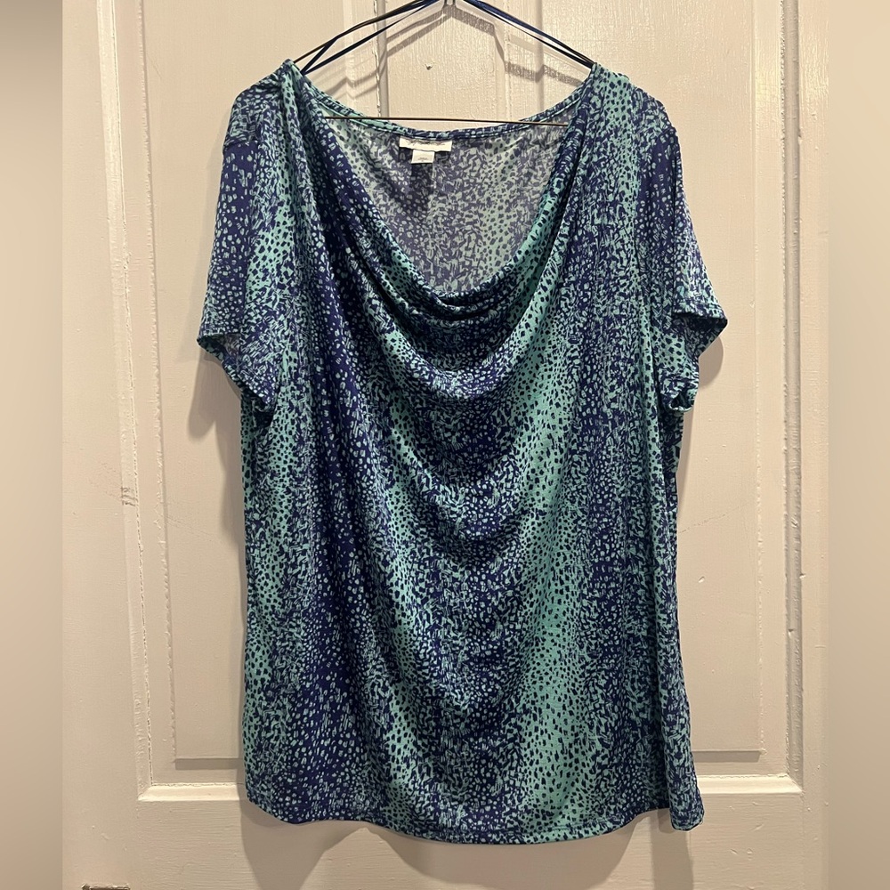 Jaclyn Smith Teal and Navy Drape Blouse